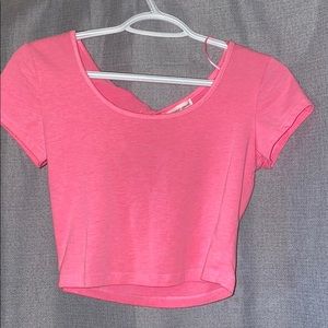 Pink cropped shirt